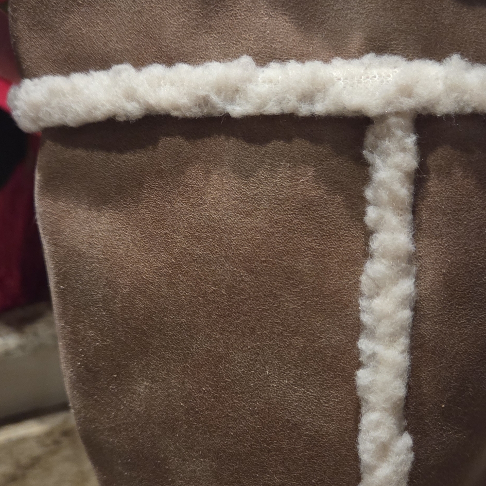 White Mountain Brown Knee-High Boots with Cream Trim - Picture 3 of 14